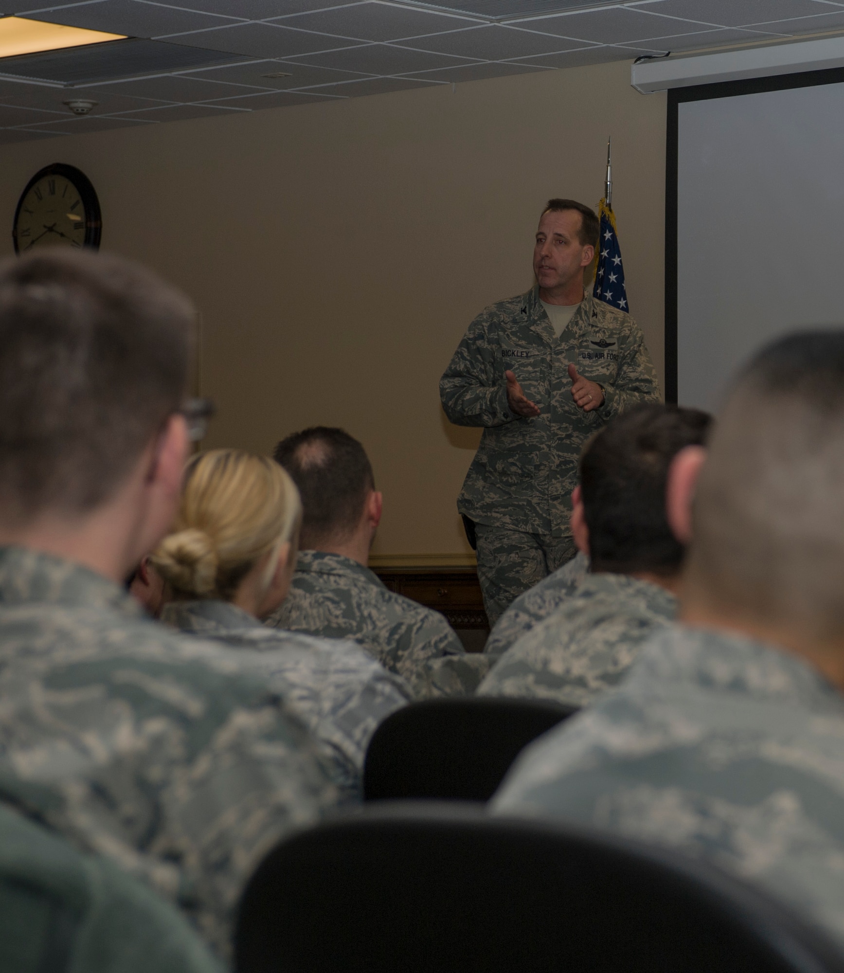 U.S. Air Force Col. Jay Bickley, 552nd Air Control Wing commander, speaks with Airmen from the 726th Air Control Squadron at Mountain Home Air Force Base, Idaho, Feb. 5, 2014. The 726th ACS is one of three USAF active-duty control and reporting centers. (U.S. Air Force photo by Staff Sgt. Roy Lynch/Released)