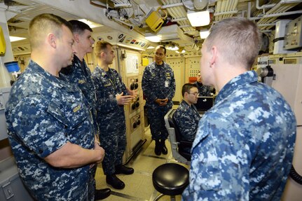 BANGOR, Wash. (Feb. 13, 2014) Commander of U.S. Strategic Command Adm. Cecil Haney, middle, speaks with USS Maine (SSBN 741) Blue crew missile technicians and weapons officers in submarine&#039;s Missile Control Center. Haney visited Maine as part of his visit the Pacific Northwest strategic deterrence force, thanking them for their service and stressing the importance of their contributions to our nation&#039;s strategic deterrence mission. (U.S. Navy photo by Chief Mass Communication Specialist Ahron Arendes/Released)