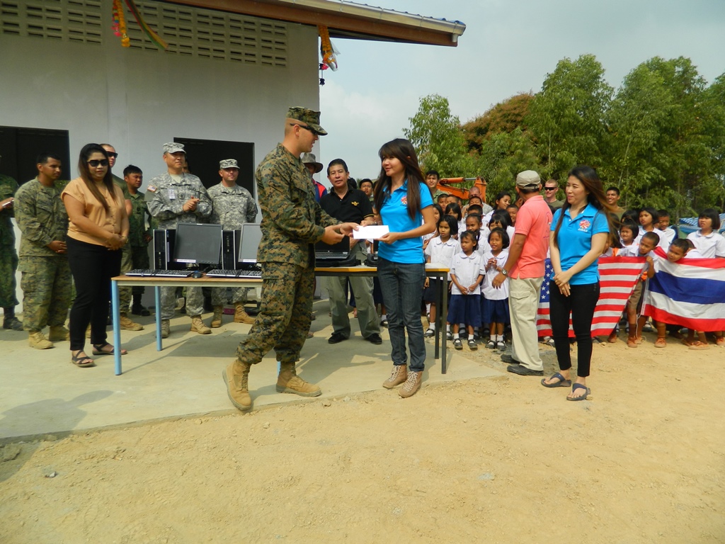 Thai Students Community Come Together To Paint School During