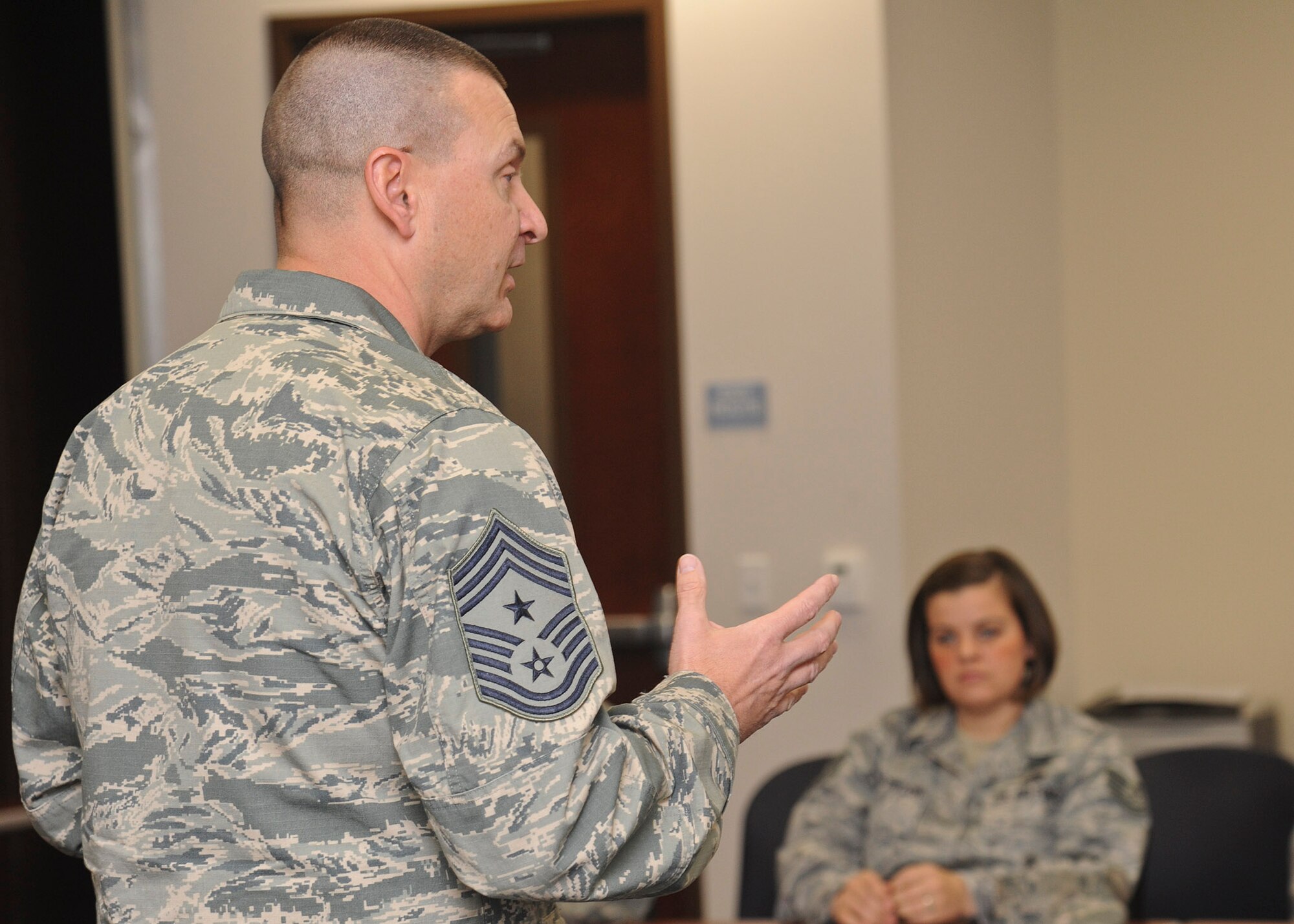 Chief Master Sgt. John Mazza, 56th Fighter Wing command chief, leads a discussion during Lightning Leadership Feb. 7 at the Navy Operational Support Center at Luke Air Force Base. Lightning Leadership is a course designed to enhance and develop leaders through guided discussions. (U.S. Air Force photo/Staff Sgt. Darlene Seltmann)