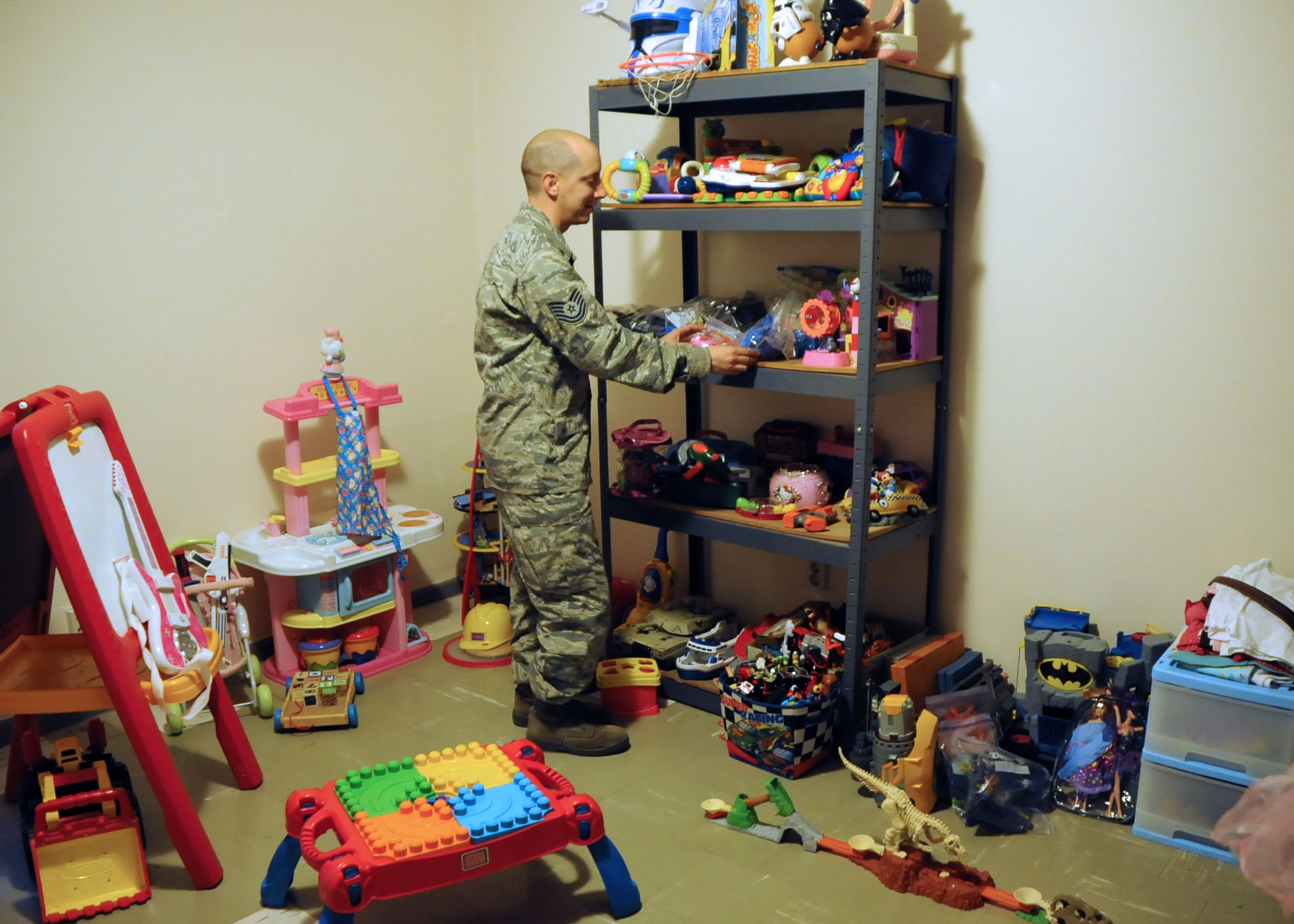 Airman S Attic Opens Doors