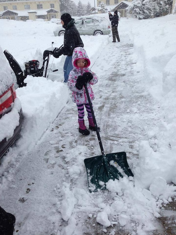 Heaviest snowfall in 62 years hits Misawa > Misawa Air Base > Article