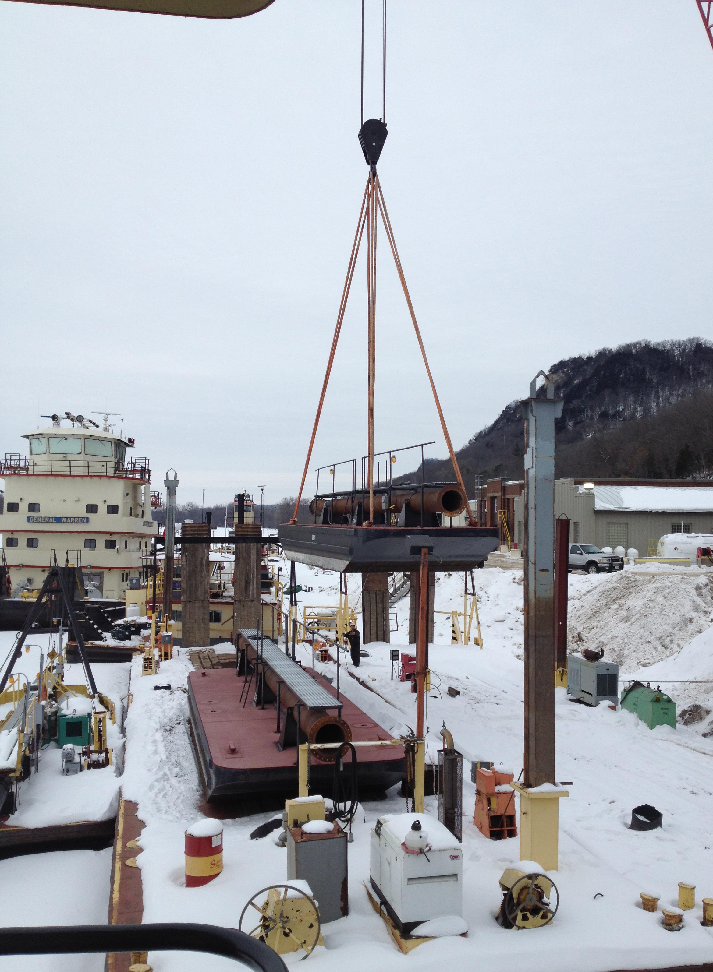 Dredge pipeline and pontoons 