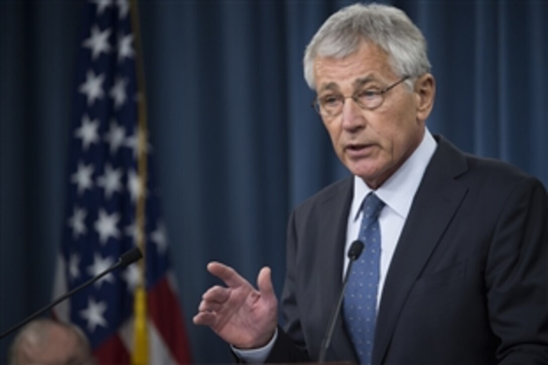 Defense Secretary Chuck Hagel briefs reporters on his recommendations to President Barack Obama for the fiscal year 2015 defense budget proposal at the Pentagon, Feb. 24, 2014.
