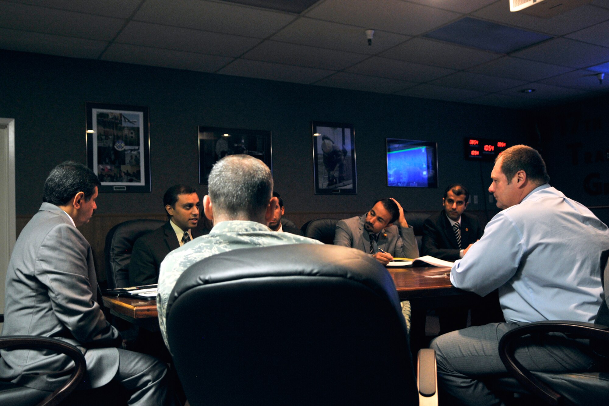 GOODFELLOW AIR FORCE BASE, Texas-- Members of the Saudi Arabian Armed Forces Intelligence and Security School receive a briefing on 17th Training Group Intelligence classes Feb. 18. The SAAF engaged with 17th TRG staff and administration to discuss instruction programs and methodology.  (U.S. Air Force photo/ Senior Airman Michael Smith)