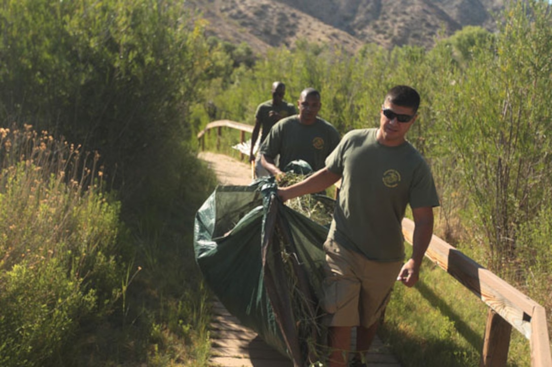 Marines with the Wounded Warrior Battalion participate in a cleanup at the Big Morongo Canyon Preserve in Morongo Valley.