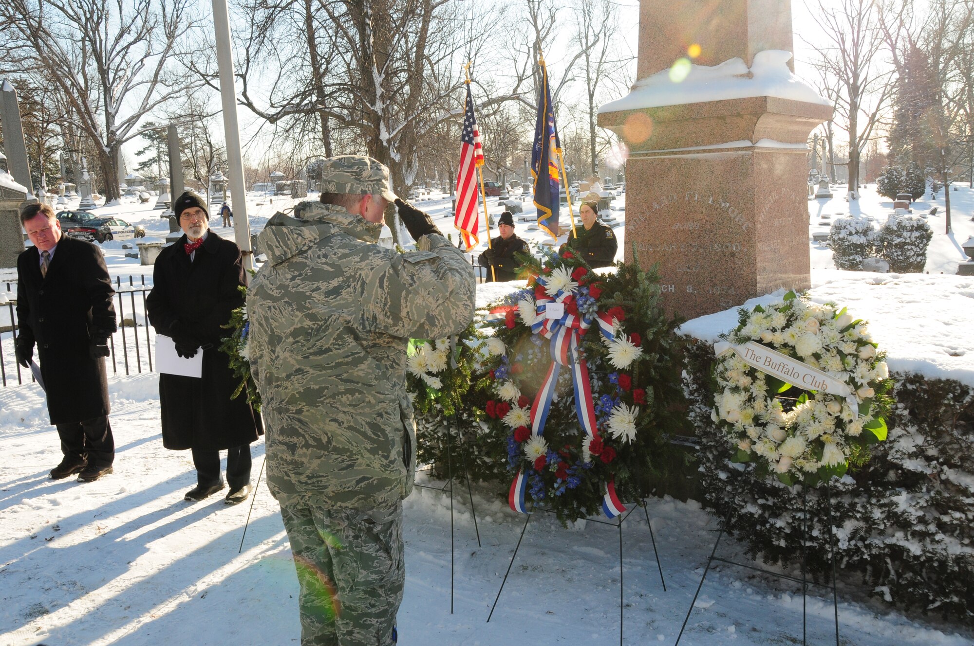 Col. John Higgins, Commander of the New York Air National Guard's 107th Airlift Wing, placed the wreath on behalf of President Barack Obama at Forest Lawn Cemetery in Buffalo, NY on January 9, 2014 (U.S.Air National Guard Photo/Senior Master Sgt. Ray Lloyd)