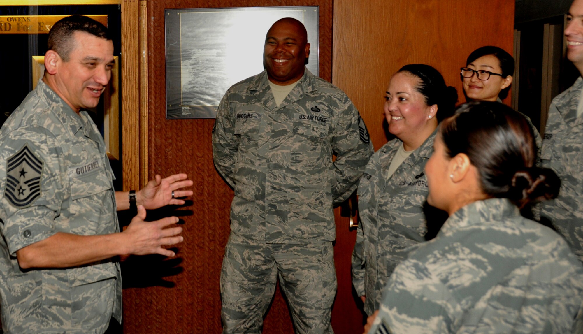 PHOENIX - Chief Master Sgt. Dan Gutierrez (left) talks to the Arizona National Guard Air Staff at Papago Military Reservation here Jan 11. Gutierrez assumed the duties of Arizona’s command chief master sergeant during the January drill weekend. (Arizona National Guard photo by Air Force Capt. Matt Murphy)