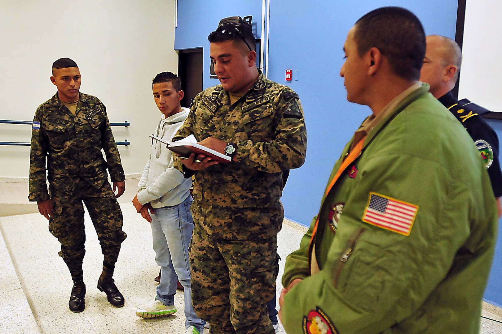 Members of the Honduran emergency response team participate in a brainstorming session during the humanitarian assistance and emergency relief aid seminar conducted on Jan. 9, 2014, by the Puerto Rico National Guard at Tegucigalpa, Honduras.