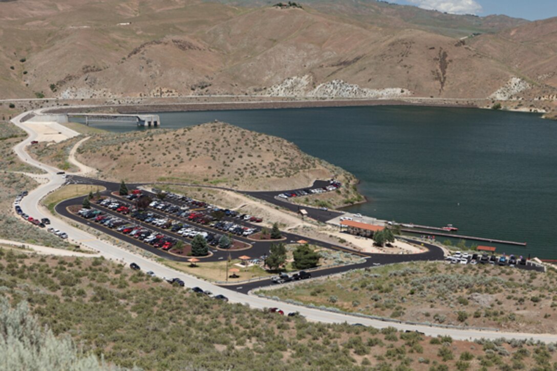 Barclay Bay at Lucky Peak Dam Recreation Area is a popular boat launch and picnic area, just 15 minutes from Boise.