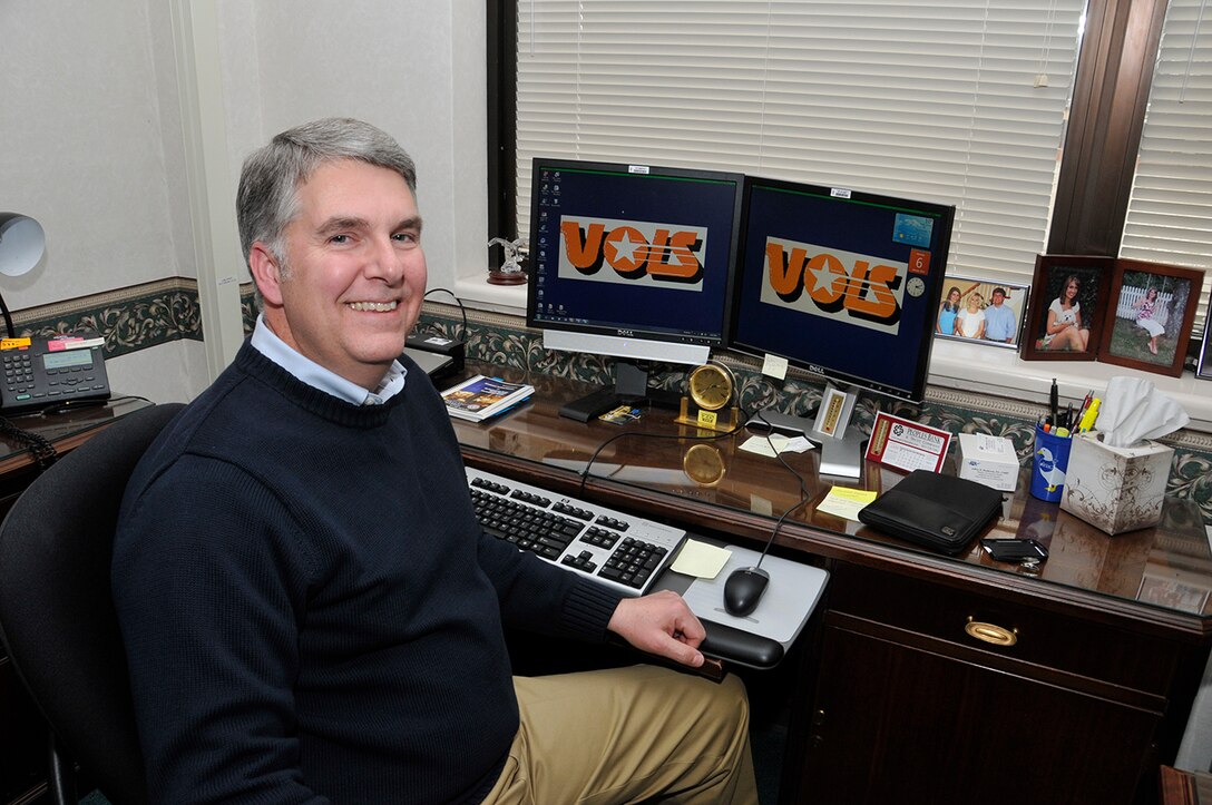 Jeff Henderson will transition into the TE deputy director position after previously serving as the TE Test Operations branch manager. At the beginning of his 28-year career at AEDC, Henderson served in leading the Turbine Test Operations and then moved into plant management for multiple test facilities. He received his bachelor’s degree in mechanical engineering from the University of Tennessee, Knoxville.