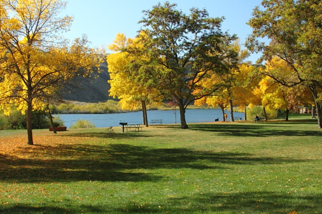 Lucky Peak State Park’s Discovery Point in fall foliage.  Discovery Park is a very popular area with reservable group shelters, restrooms and garbage services, shoreline access for swimming pets, and non-motorized boating access to 1.5 miles of the Bureau of Reclamation’s Diversion Dam pool.