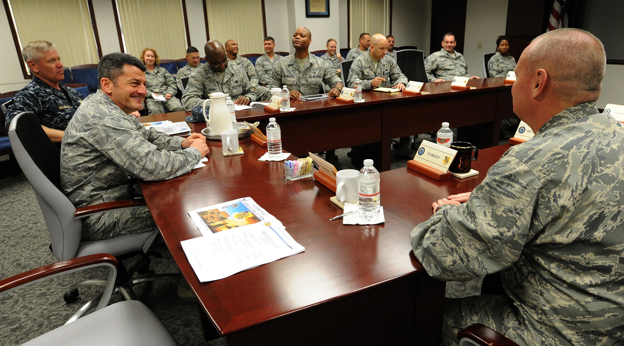 Lt. Gen. Russell Handy, 11th Air Force commander, meets with 15th Wing senior leaders during a visit to the 15th Wing headquarters at Joint Base Pearl Harbor-Hickam, Hawaii, Jan. 21, 2014. Handy assumed command of the 11th AF in August 2013. (U.S. Air Force photo/Master Sgt. Jerome S. Tayborn)