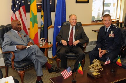 President Abdoulaye Wade of Senegal, Vermont Gov. Jim Douglas and Air Force Maj. Gen. Michael Dubie, the adjutant general of the Vermont National Guard, meet at Camp Johnson, headquarters of the Vermont National Guard, in Colchester, Vt., on Sept. 20, 2010, during the president's two-day visit for National Guard State Partnership Program activities.