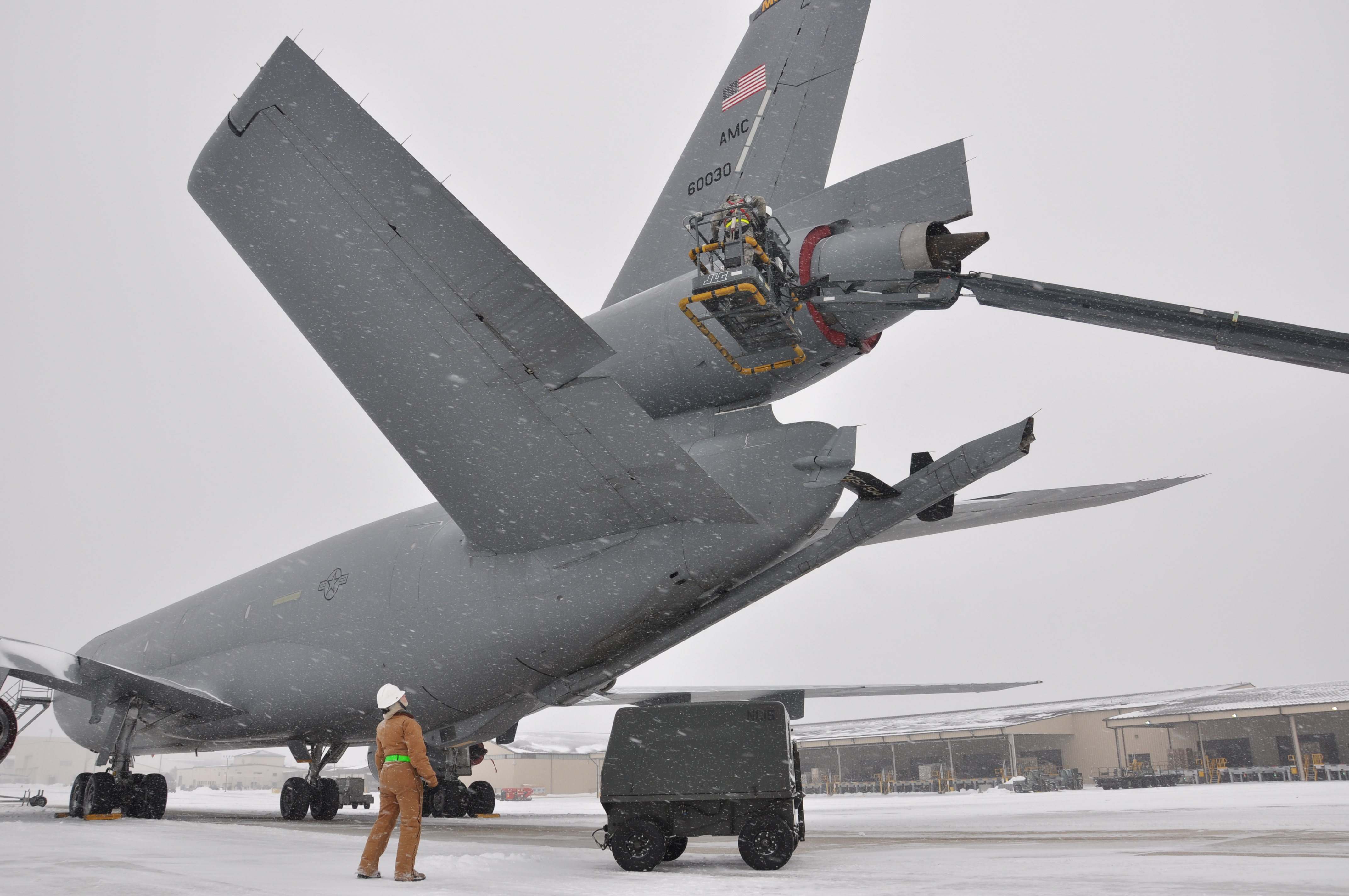 Protecting The Extenders Air Force Reserve Command News Article