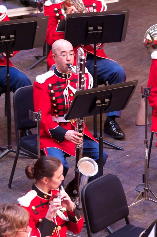 On Jan. 26, the U.S. Marine Band performed a concert in honor of Richard Strauss’s 150th birthday at the Rachel M. Schlesinger Center in Alexandria, Va. Pictured, piccolo player Courtney Morton and bass clarinetist Master Sgt. Jihoon Chang (U.S. Marine Corps photo by Gunnery Sgt. Amanda Simmons/released)