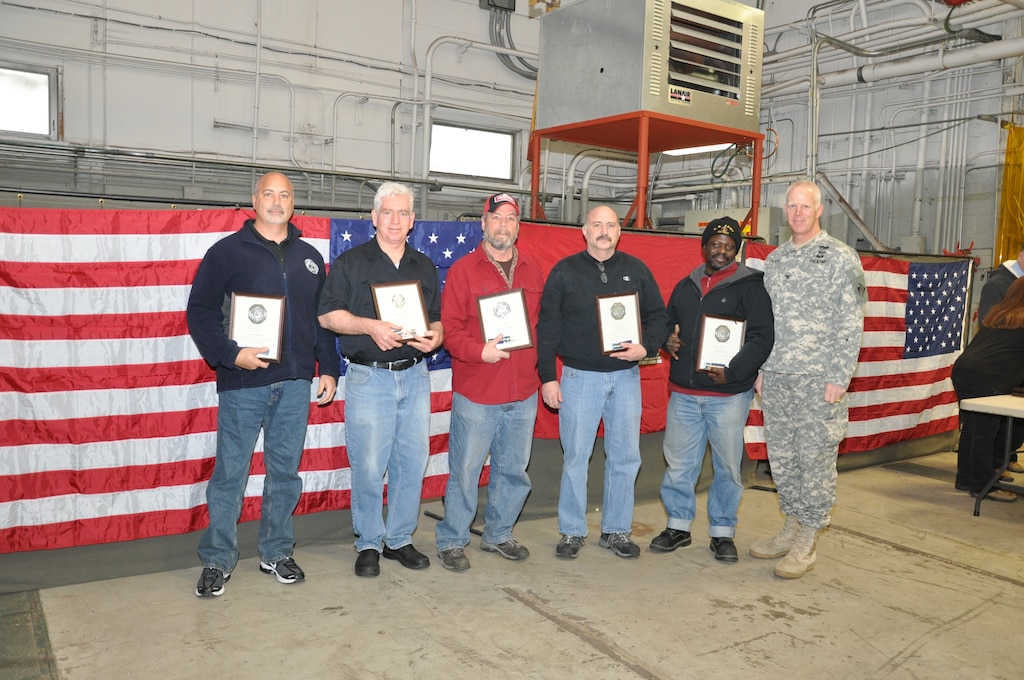 In January 2014, Col. Paul Owen, commander, U.S. Army Corps of Engineers, New York District, visited Caven Point Marine Terminal in Jersey City, NJ, for a town hall meeting recognizing staff for years of service, updating employees on current news, and touring the facility. 