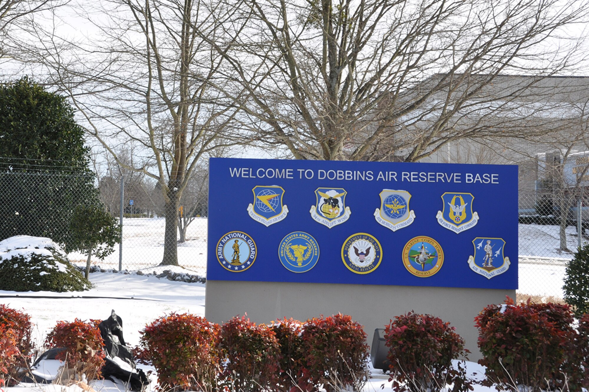 A rare winter storm hits Atlanta Jan. 28, prompting the 94th Airlift Wing to excuse all non-essential personnel will be excused from  reporting to Dobbins Air Reserve Base Jan. 29-30. (U.S. Air Force photo/James Branch)