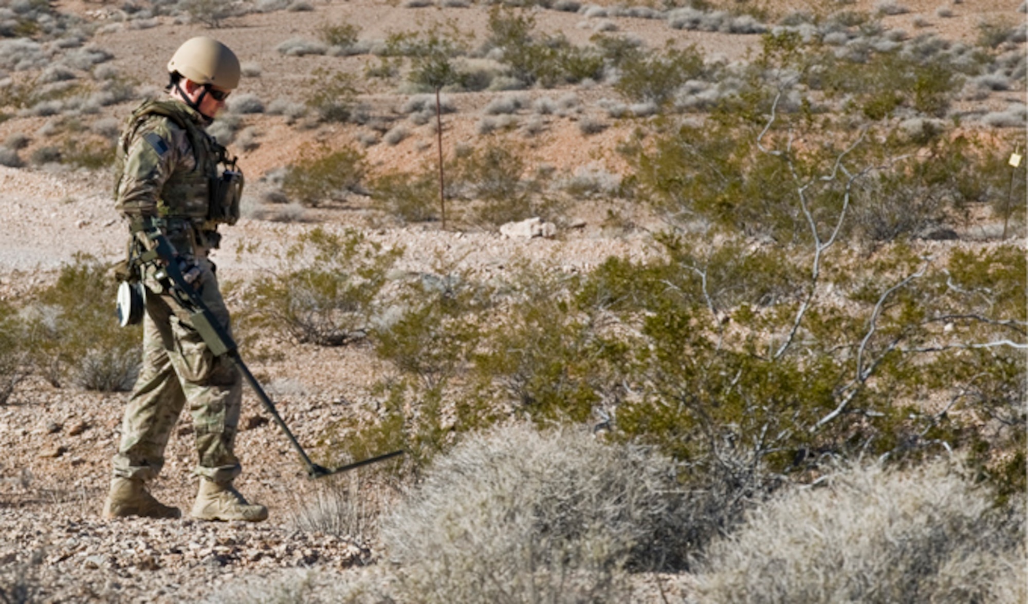 Staff Sgt. Daniel Esselstrom participates in an improvised explosive device training course Dec. 12, 2013, at Nellis AFB, Nev. The course teaches students to gain a holistic view of an IED scenario and provides more focused counter-IED training than what has been previously available. Esselstrom is a 23rd Civil Engineer Squadron explosive ordnance disposal technician, Moody Air Force Base, Ga. (U.S. Air Force photo/Airman 1st Class Jason Couillard)
