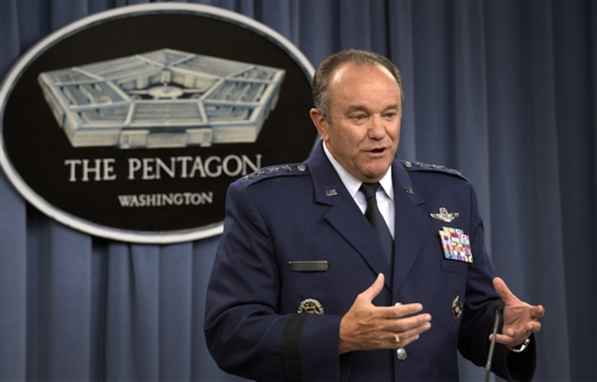 Gen. Philip M. Breedlove provides a U.S. European Command update during a news conference June 30, 2014, at the Pentagon. Breedlove is NATO’s supreme allied commander for Europe and the commander of EUCOM. (Courtesy photo/Glenn Fawcett)