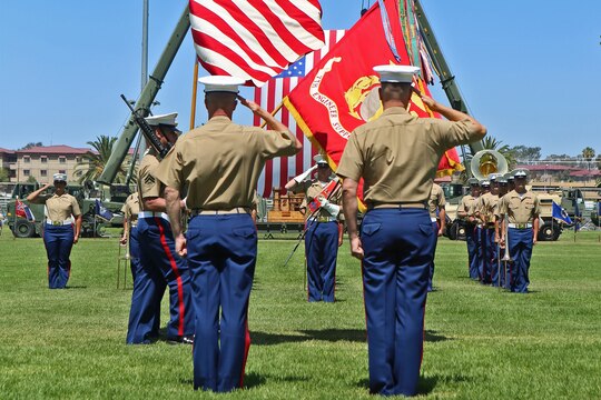 New commanding officer takes 7th ESB helm > 1st Marine Logistics Group ...