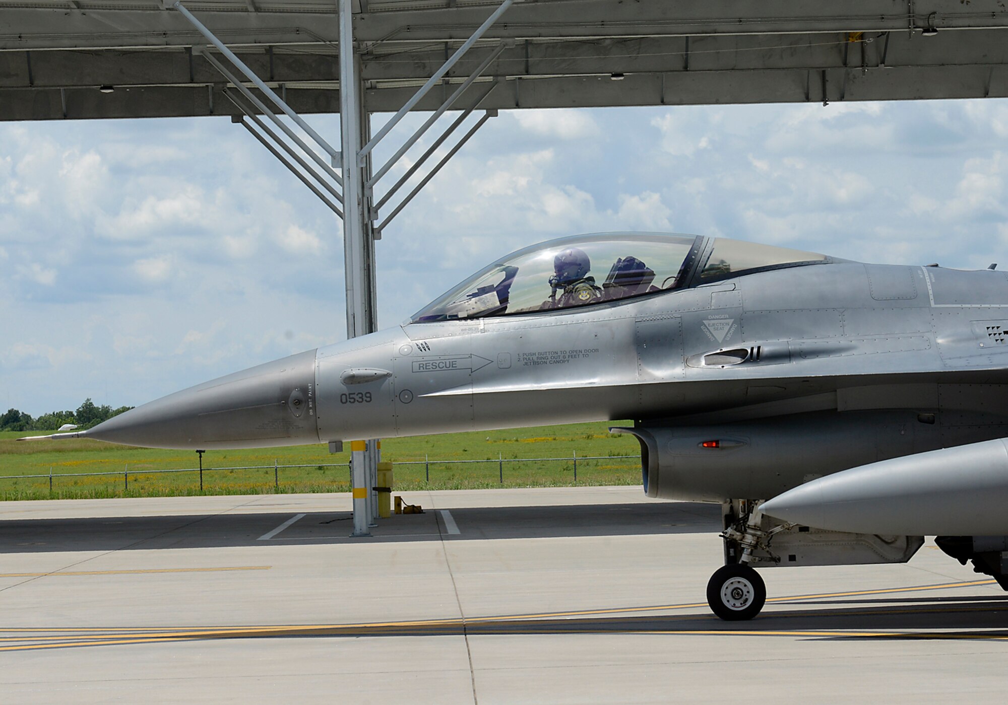 First Air Force Commander, Lt Gen William Etter, taxis in preparation for departure in an F-16 Fighting Falcon at the 138th Fighter Wing in Tulsa Okla., 24 June 2014. Etter stopped at the 138th for a brief visit and to fly a training mission with the F-16 pilots of the 125th Fighter Squadron. (U.S. National Guard photo by Senior Master Sgt. Preston L. Chasteen/Released)