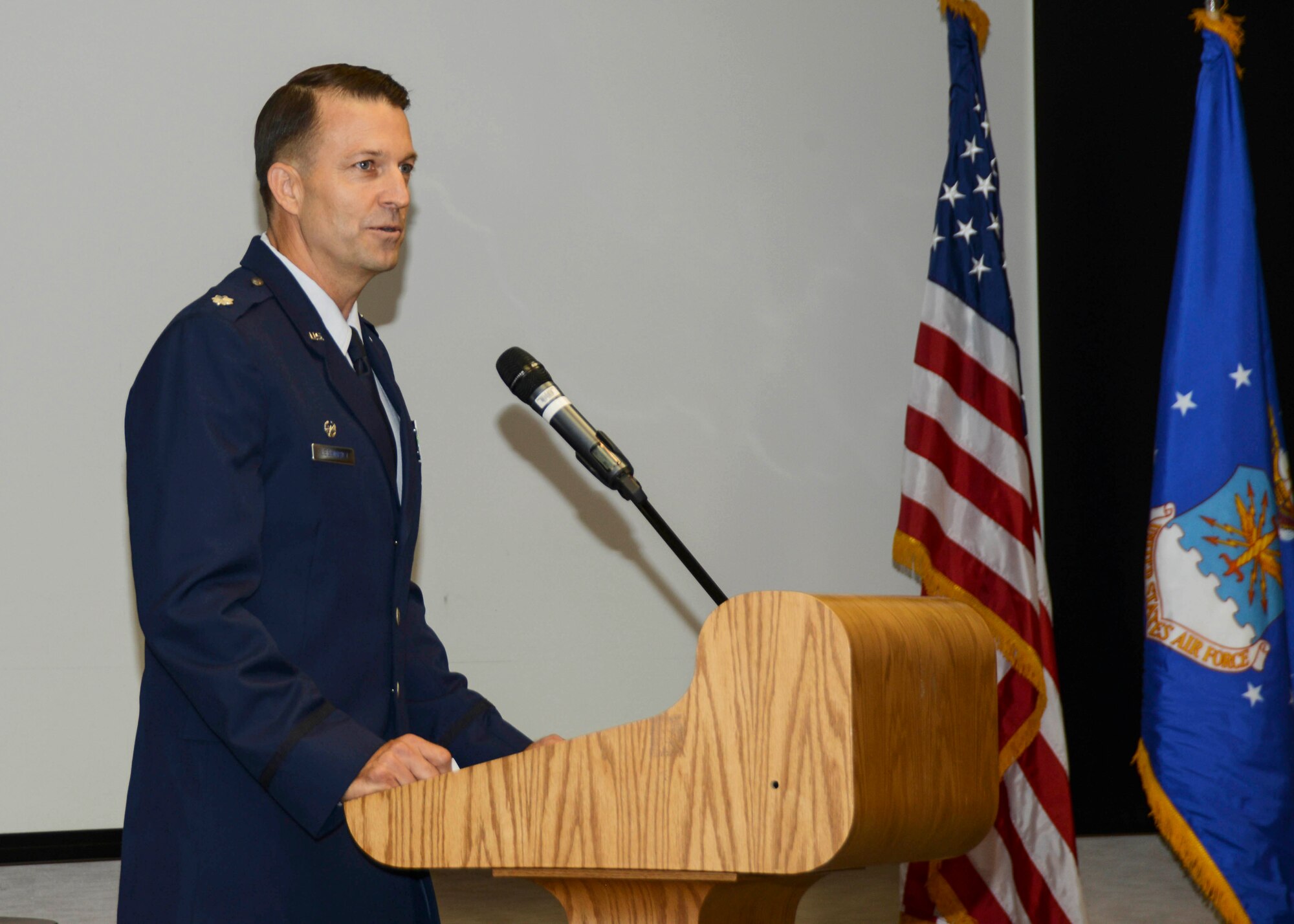 The new 412th Mission Support Group commander, Lt. Col. Eric Leshinsky, addresses his new group for the first time after receiving command July 9. (U.S. Air Force photo by Rebecca Amber) 