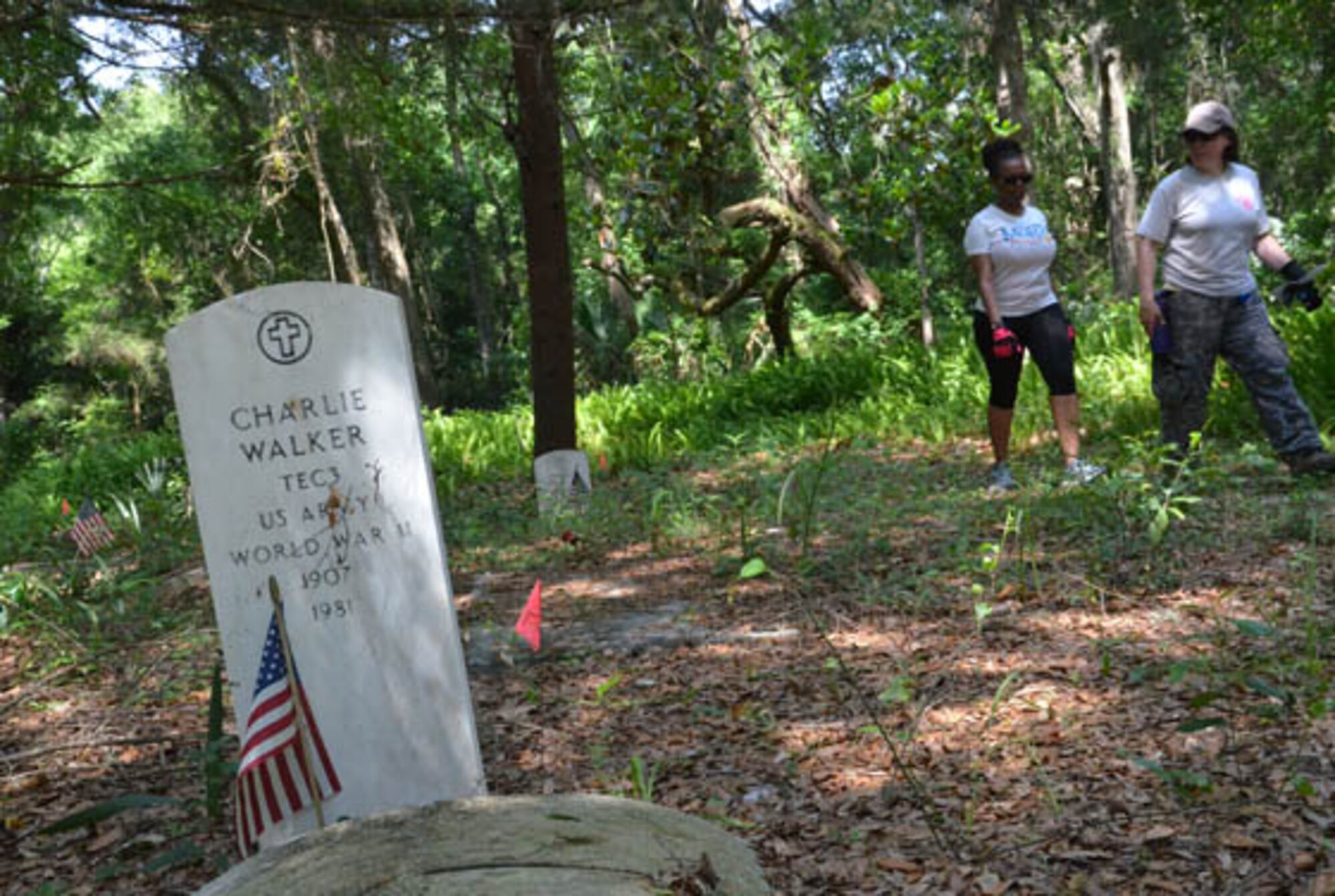 Florida Air National Guard cleanup at the Pinehurst and San Sebastian Cemeteries in St. Augustine, Fla., May 24, 2014. Photo by Master Sgt. Thomas Kielbasa
