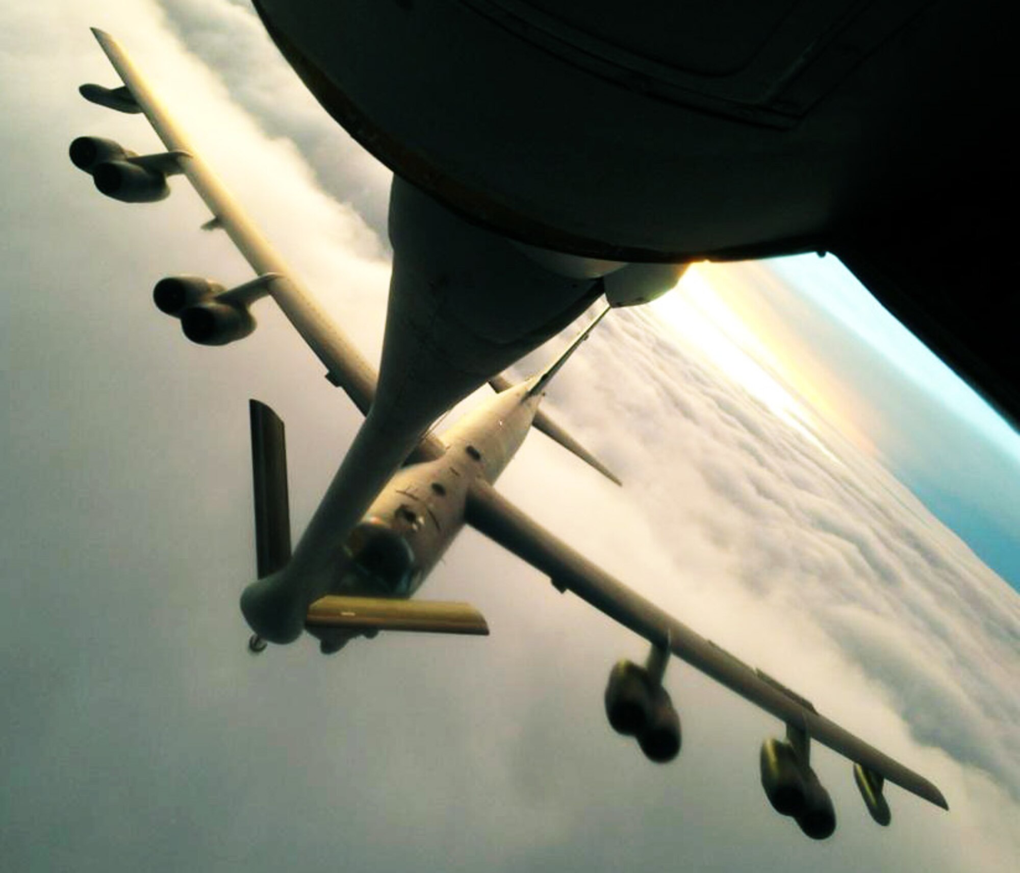 A KC-135 Stratotanker assigned to McConnell Air Force Base, Kan., refuels a B-52 Stratofortress from the Air Force Reserve 307th Bomb Wing, Barksdale Air Force Base, La.  The KC-135 was manned by an aircrew made up of Air Force Reservists from the 931st Air Refueling Group at McConnell.  (U.S. Air Force photo by Senior Master Sgt. Ray Lewis)