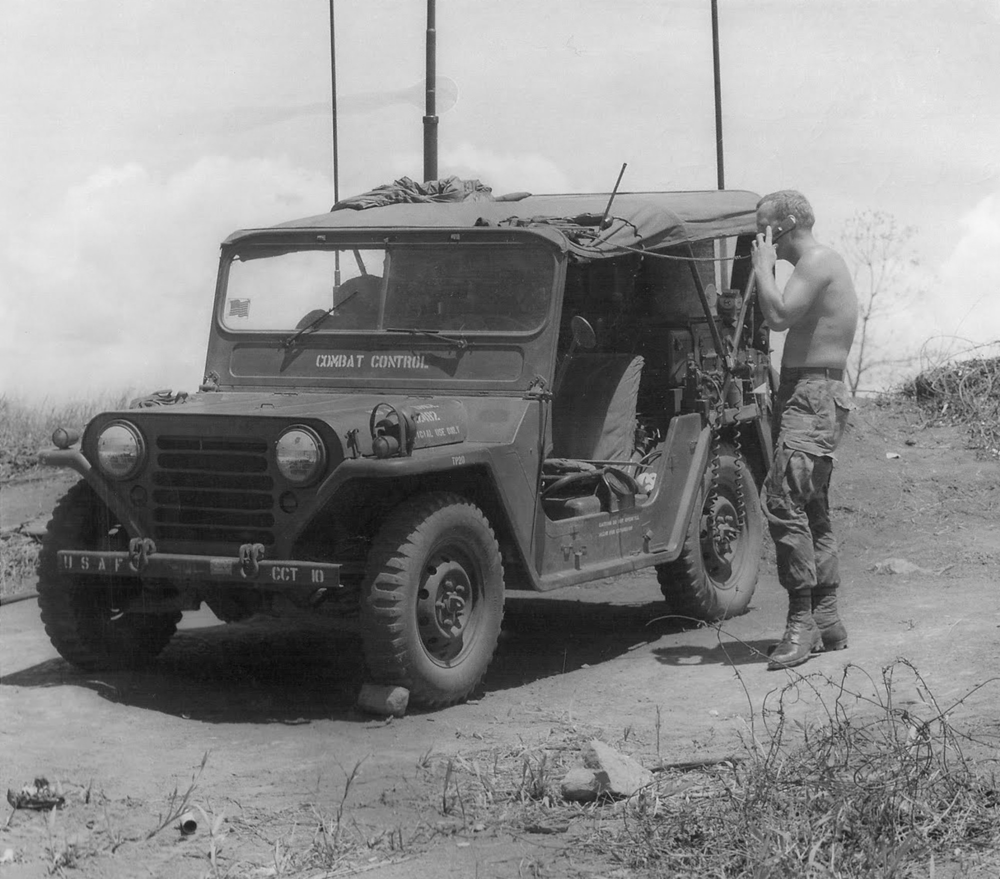 AN/MRC-108 being used by a Combat Control Team (CCT) in Southeast Asia (ca. 1971). (Photo courtesy of Combat Control Net)