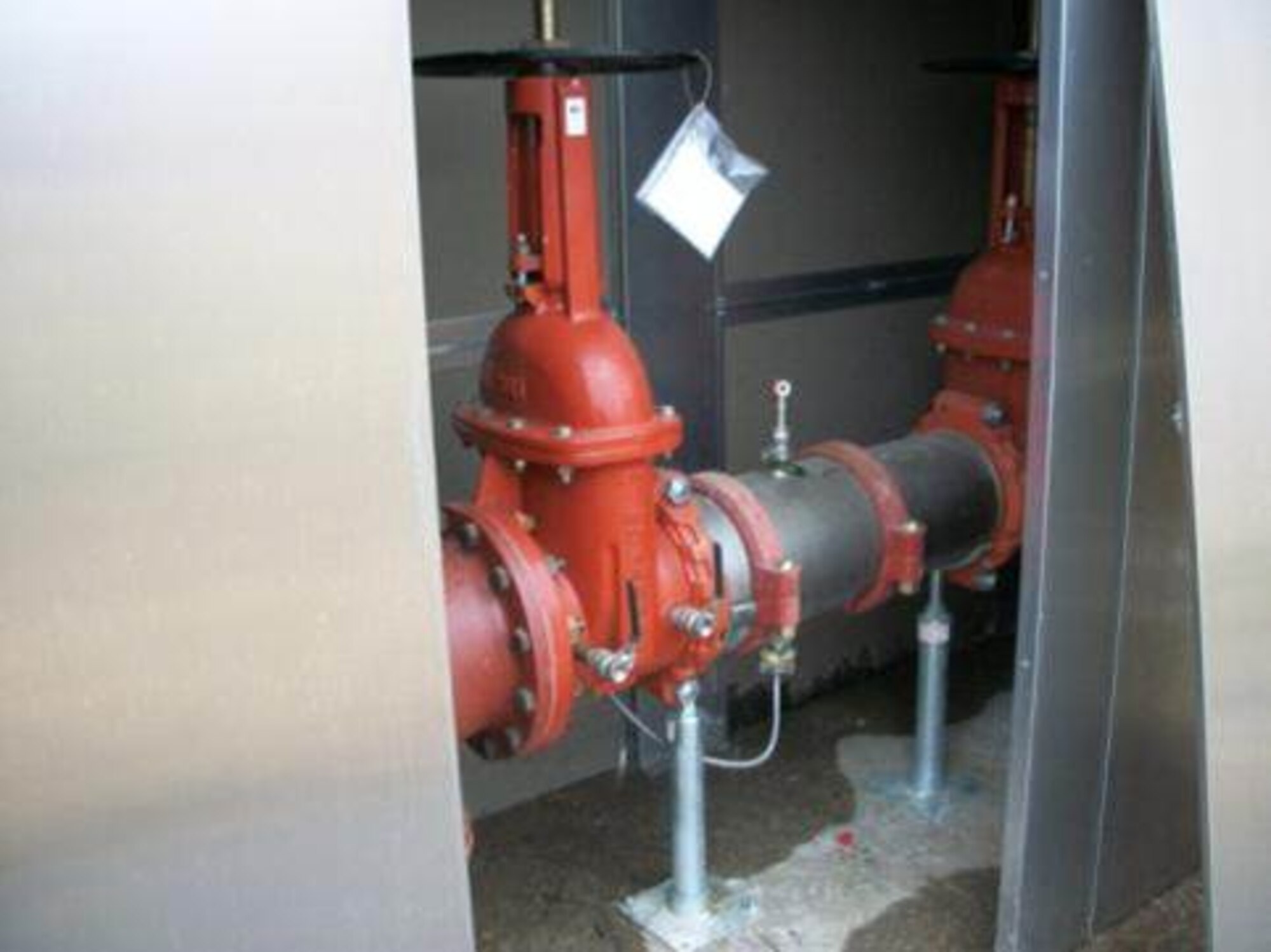 Of the 1,100 water system valves at Scott Air Force Base, Ill., 20 percent were inoperative before utilities privatization took effect. Now, the upgraded system uses 50 million fewer gallons of water a year and experiences less than half the outages. The Air Force Civil Engineer Center has privatized 66 systems across Air Force instllations since 1999 creating a cost avoidance of $361 million. (Courtesy photo)