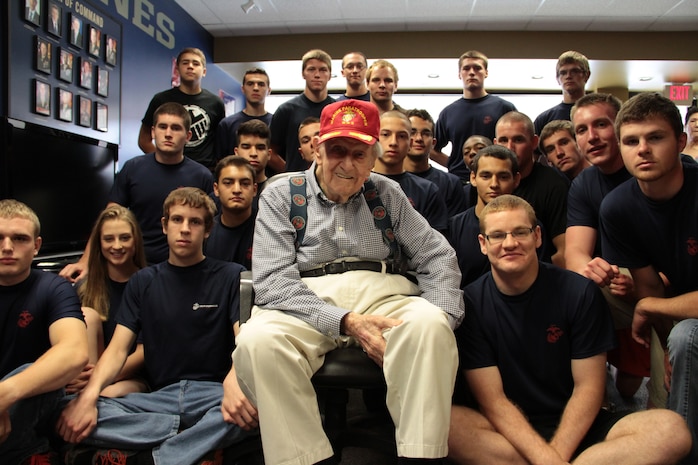 Pfc. William Faulkner, a World War II veteran, visited poolees from Recruiting Sub-station Aurora, Recruiting Station Chicago during a meet and greet, July 12.