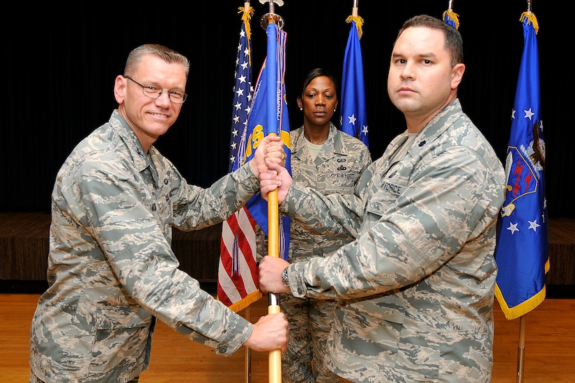 Contracting squadron gets new commander > Peterson Air Force Base ...