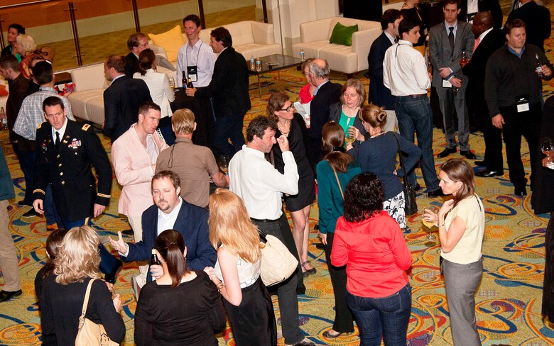The Young Professionals (YPs) Reception was a great opportunity for networking with other YPs and PIANC leadership.