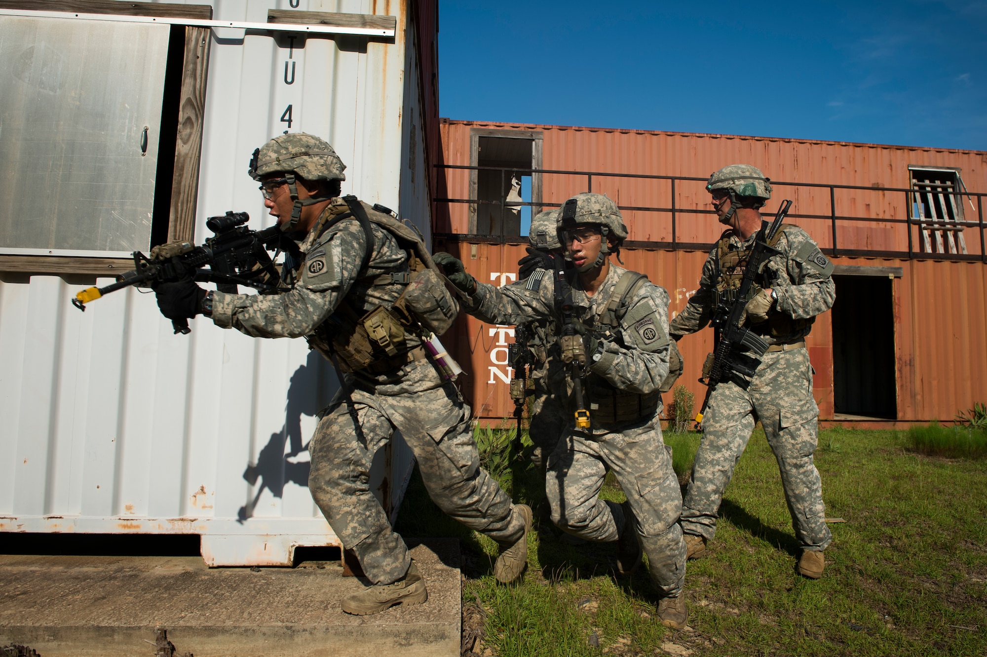 Soldiers from the 82nd Airborne Division participate in an infil and exfil training exercise on Eglin Range, Fla., July 17, 2014. The 1st Special Operations Support Squadron HAVE-ACE schedules and plans joint training to ensure U.S. Special Operations Command members are ready to deploy any time, any place.  (U.S. Air Force photo/Senior Airman Christopher Callaway)