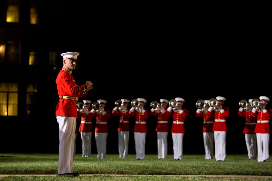 140718-M-XG913-086

The United States Marine Drum & Bugle Corps performs during a Friday Evening Parade at Marine Barracks Washington, D.C., July 18. (Official Marine Corps photo by Cpl. Larry Babilya/Released)