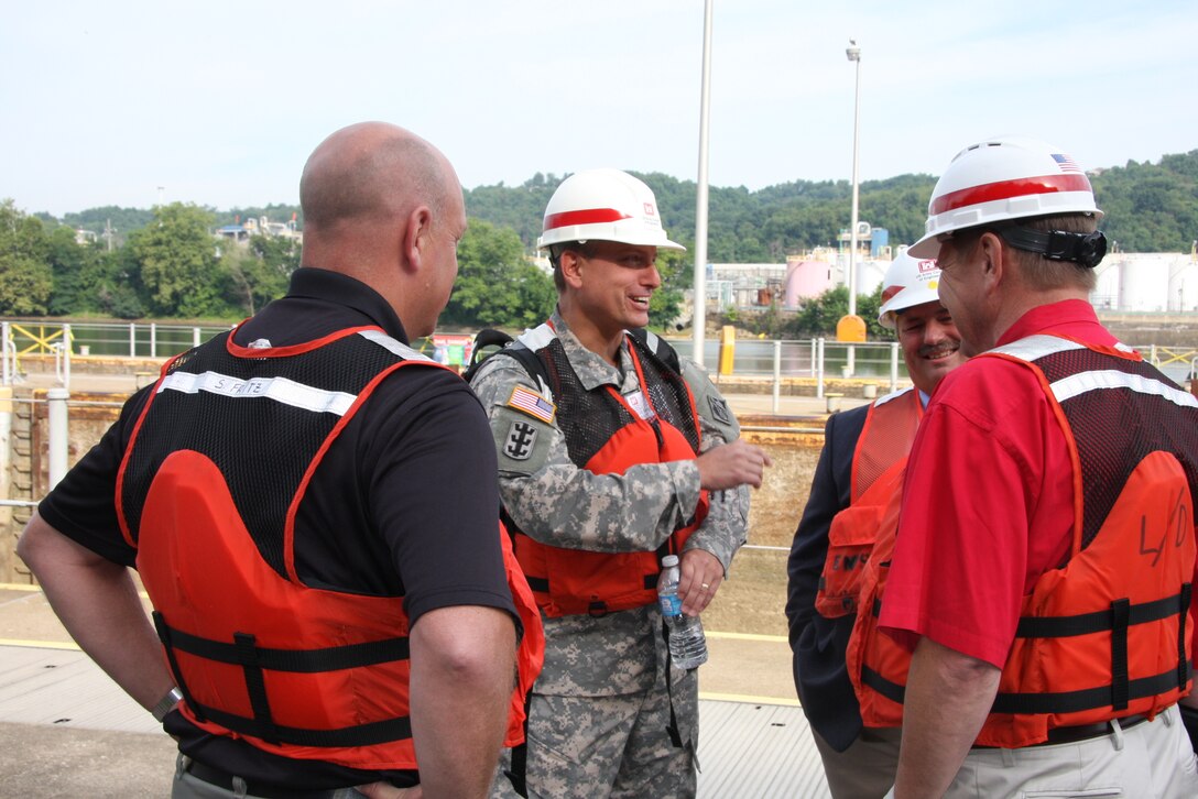 The recently dewatered Elizabeth lock on the Monongahela River made for an interesting and relevant backdrop for the U.S. Army Corps of Engineers Pittsburgh District’s discussion about the need to sustain the nation’s inland waterways, July 18.