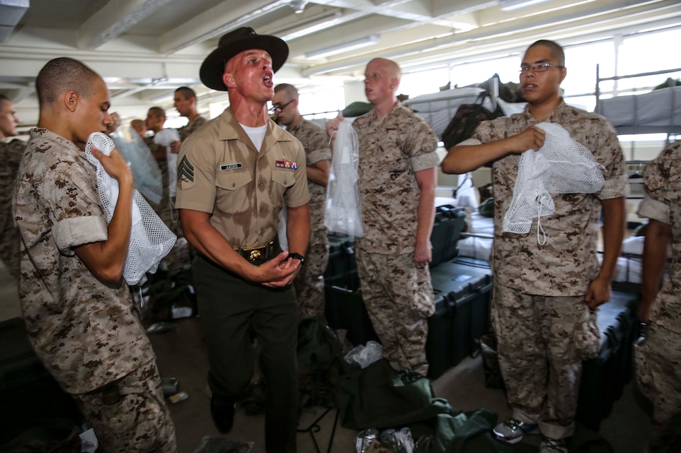 drill-instructors-set-the-tone-for-recruit-training-at-pick-up-marine