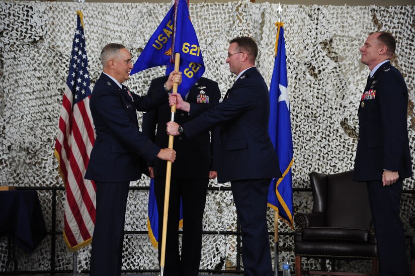 621st CRW welcomes new commander > Joint Base McGuire-Dix-Lakehurst > News