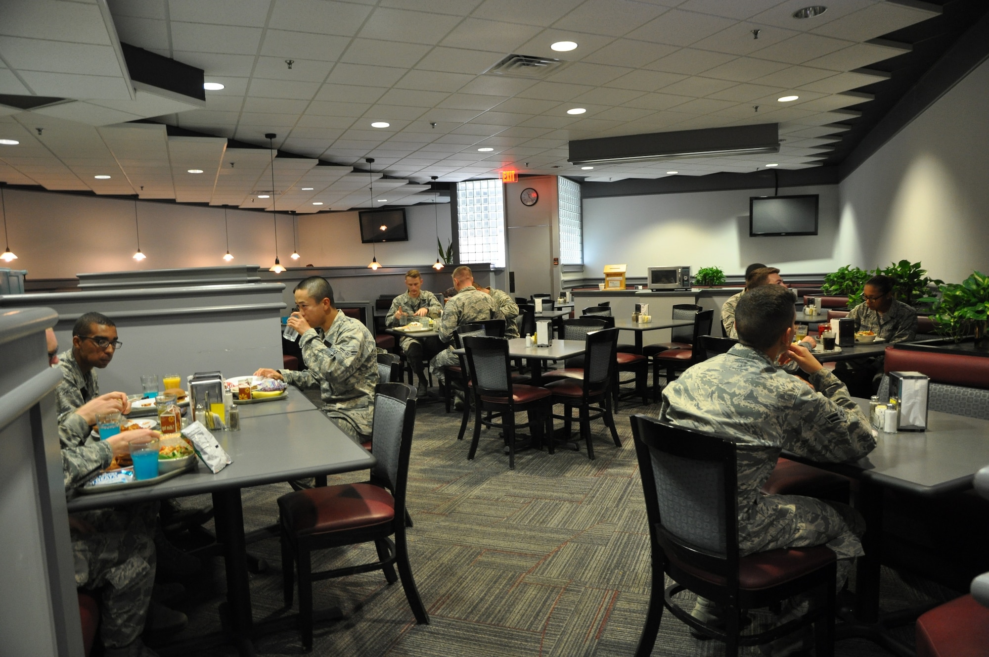 Airmen enjoy their Lunch healthy lunch at the Pitsenbarger Dining Facility. (Contributed photo)