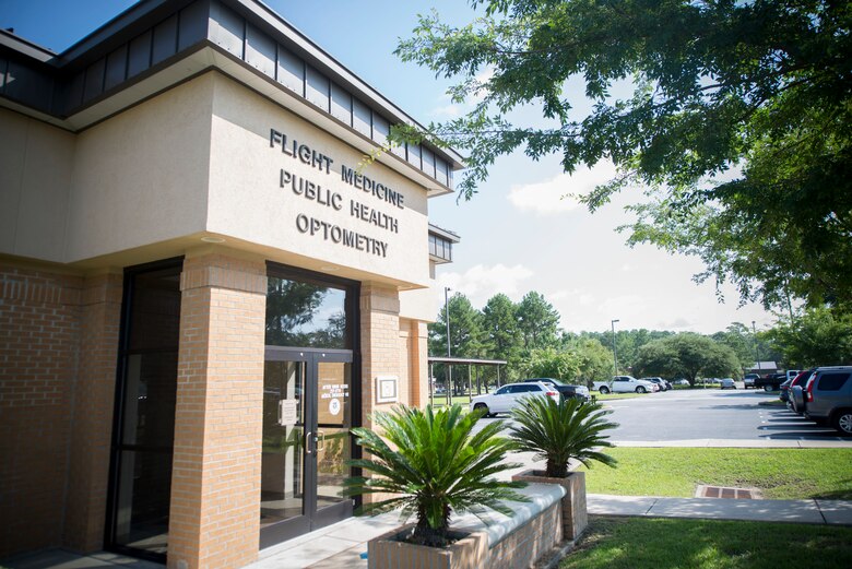 Optometry ensures Airmen’s eyes on mission > Moody Air Force Base