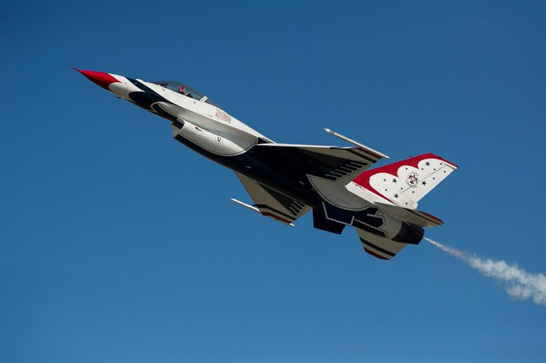 Jber Hosts Arctic Thunder Open House Pacific Air Forces