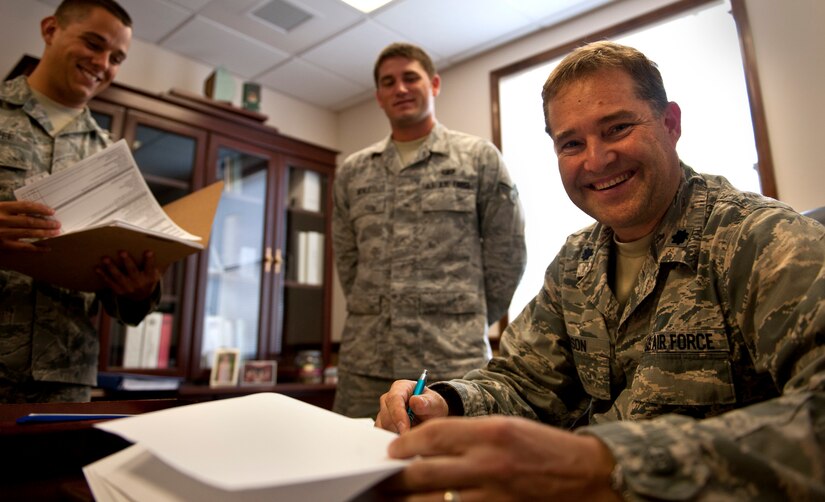 Meet the new 1st SOCONS commander > Hurlburt Field > Article Display