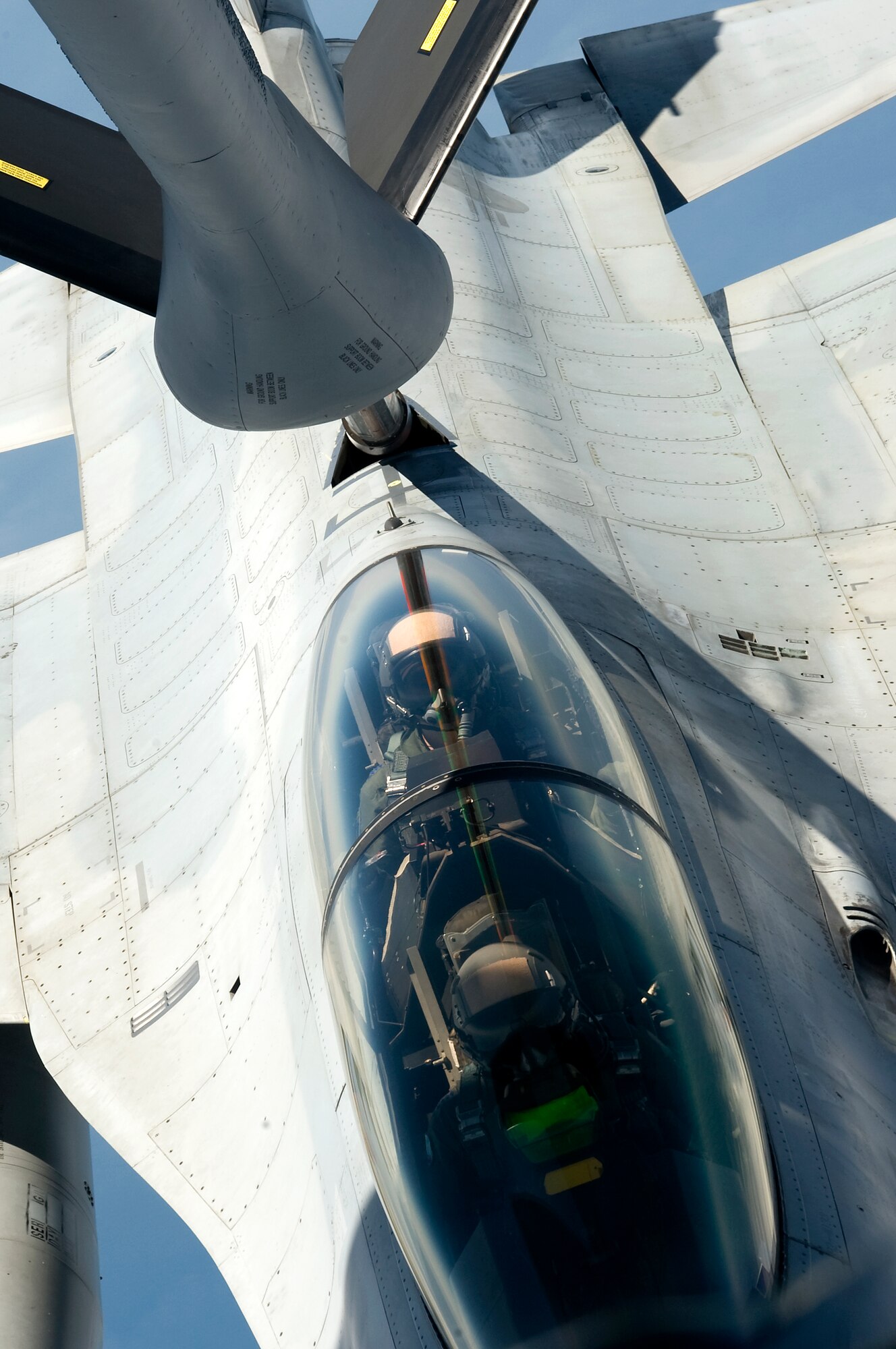 A U.S. Air Force KC-135 Stratotanker from the 909th Air Refueling Squadron refuels a Republic of Korea air force F-16 Fighting Falcon over the ocean May 21, 2014. The training gave U.S. and ROK forces the opportunity to work together and bolster the two nations? capabilities and readiness for future contingencies in the Asia-Pacific region. (U.S. Air Force photo by Senior Airman Maeson L. Elleman)
