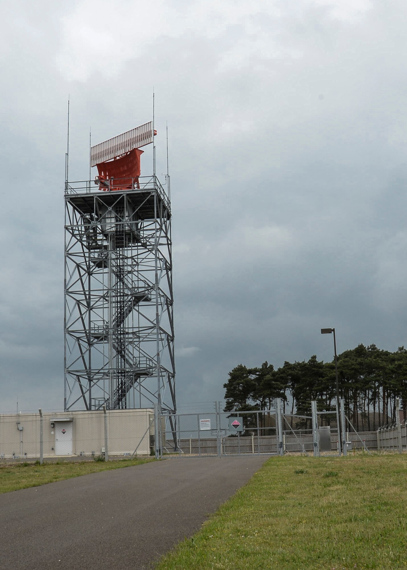 The digital airport surveillance radar detects aircraft flying near Royal Air Force Lakenheath, England, May 29, 2014. A DASR can be a fixed or mobile radar, which provides planes with a communication and air picture at established airfields. (U.S. Air Force photo by Airman 1st Class Nigel Sandridge/Released)