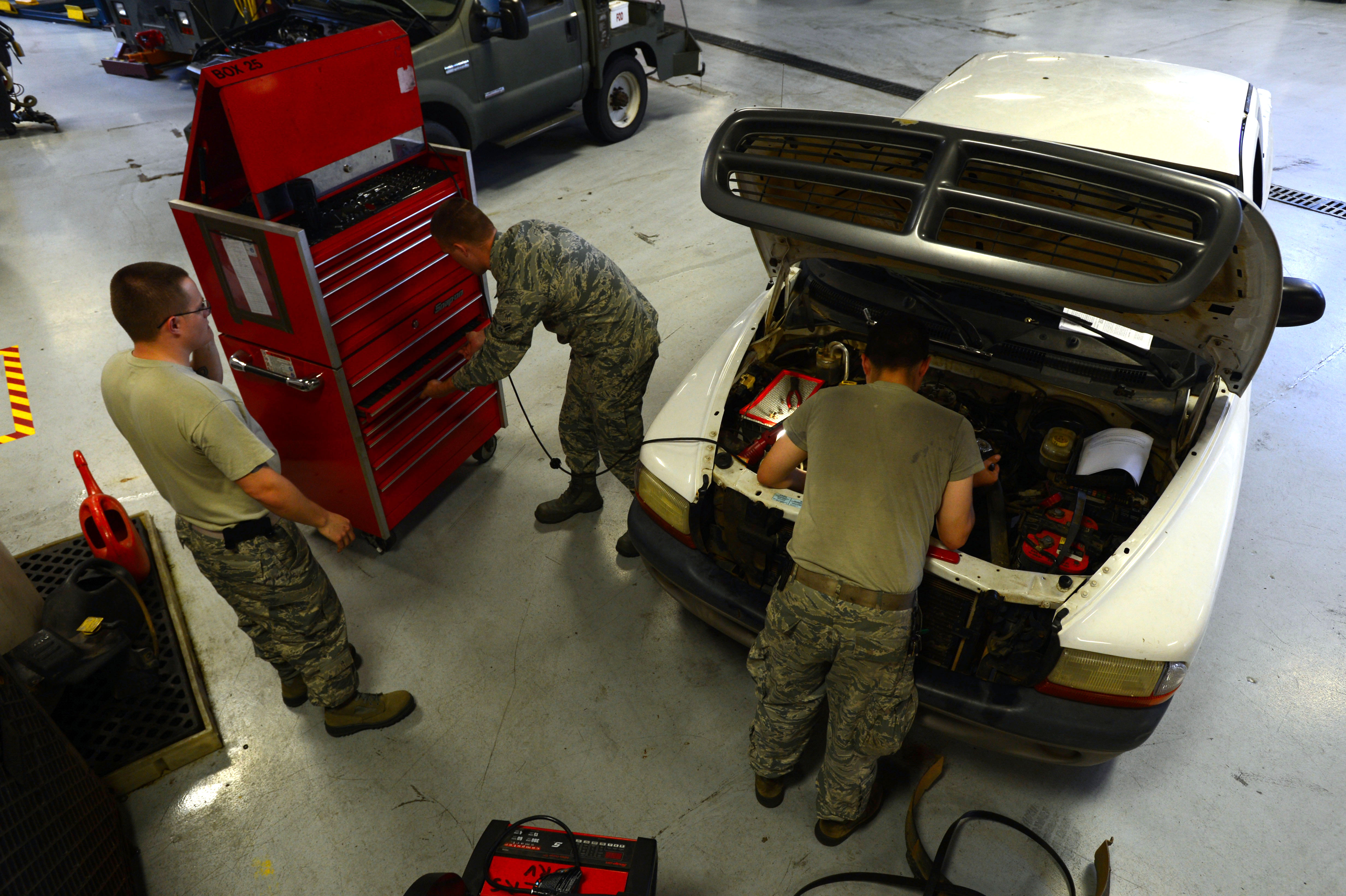 Vehicle maintenance keeps mission rolling > Shaw Air Force Base