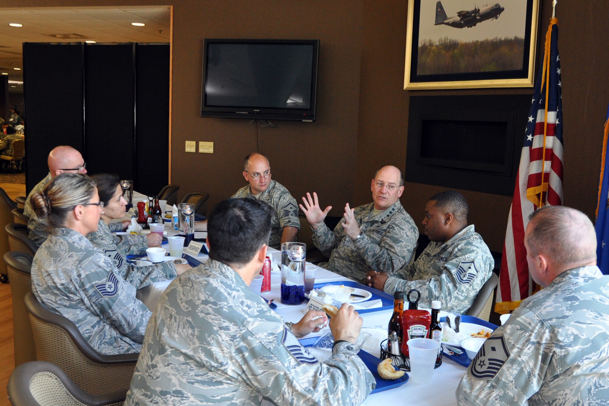 YOUNGSTOWN AIR RESERVE STATION, Ohio – Air Force Reserve Commander Lt. Gen. James J. Jackson talks with members of the Air Force Reserve 910th Airlift Wing First Sergeants Council during a lunch meeting at the Community Activity Center here, June 7, 2014. General Jackson attended the group’s meeting as part of his visit to the installation to take a firsthand look at the 910th’s airlift capability, aerial spray mission and the air station’s facilities as well as future requirements. U.S. Air Force photo by Master Sgt. Bob Barko Jr.