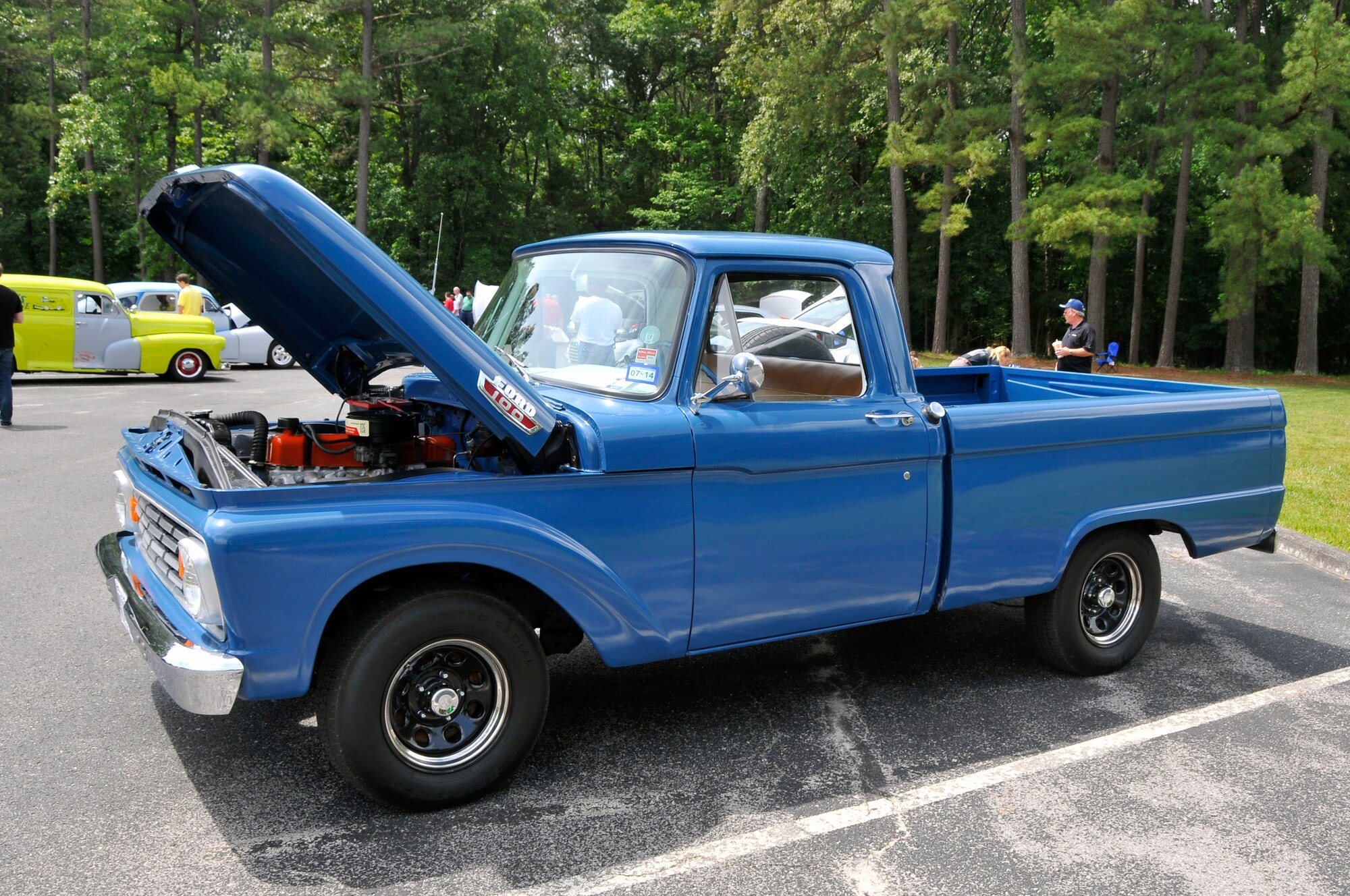 Arnold Engineering Development Complex (AEDC) personnel and their families viewed muscle cars, cruisers and hotrods at the Complex’s 2014 Cruise-In last month. 