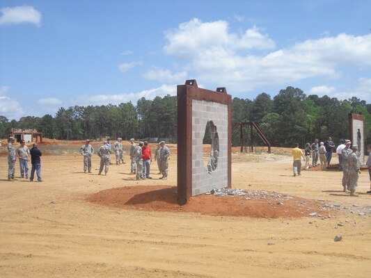 Scalable/Selectable Breacher capabilities are demonstrated at Fort Polk, Louisiana.