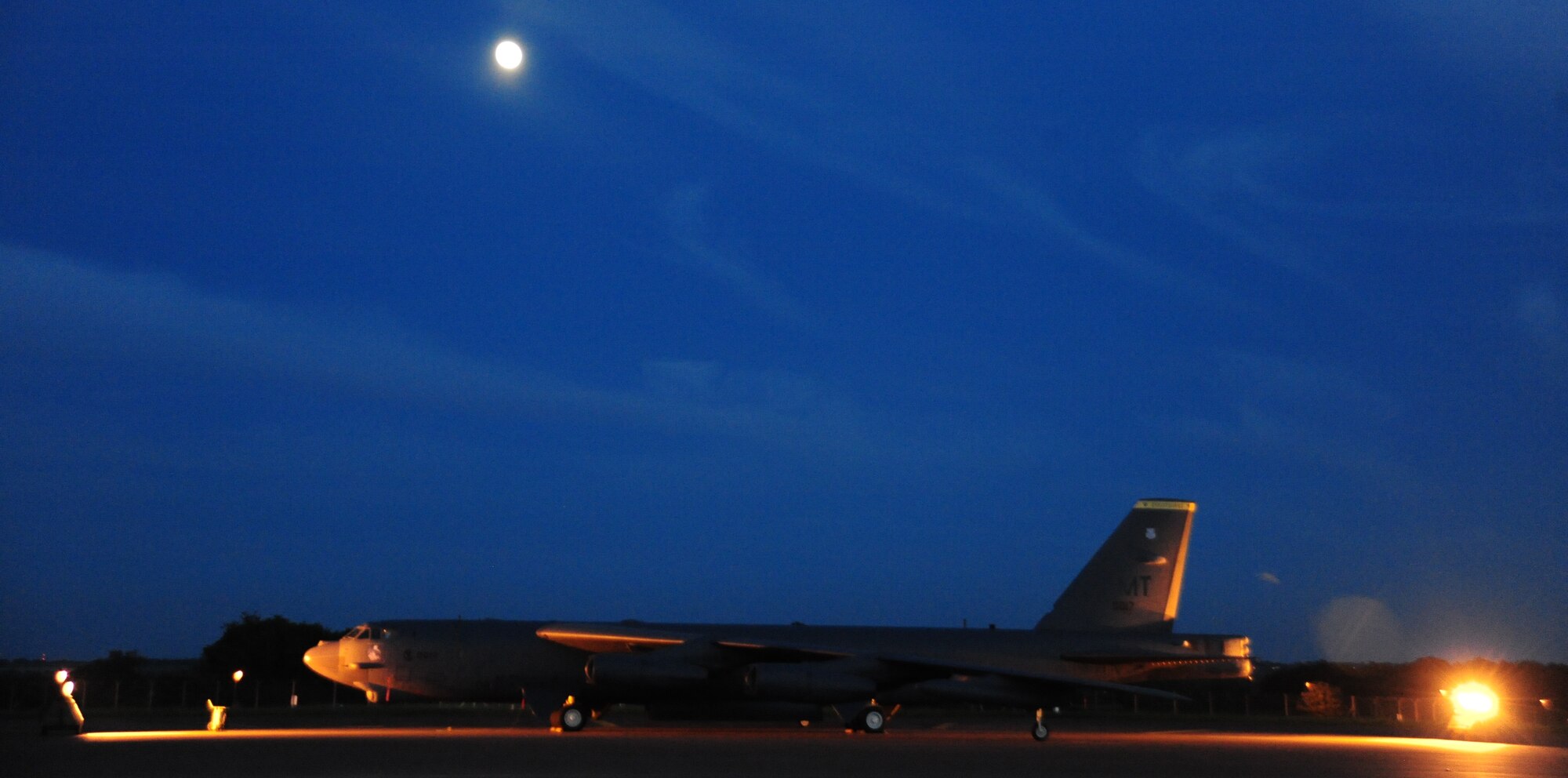 A B-52 Stratofortress from Air Force Global Strike Command “sleeps” on the flightline before maintainers perform post-flight maintenance Stratofortress at RAF Fairford, England, June 11, 2014. Three B-52s were deployed to U.S. European Command area of operations to train and integrate with U.S. and allied military forces in the region. (U.S. Air Force photo by Staff Sgt. Nick Wilson/Released)